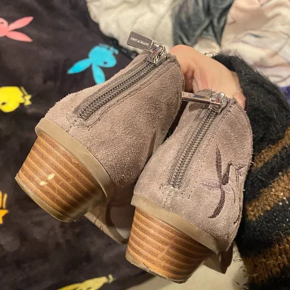 REACTION Kenneth Cole suede booties - Picture 3 of 6